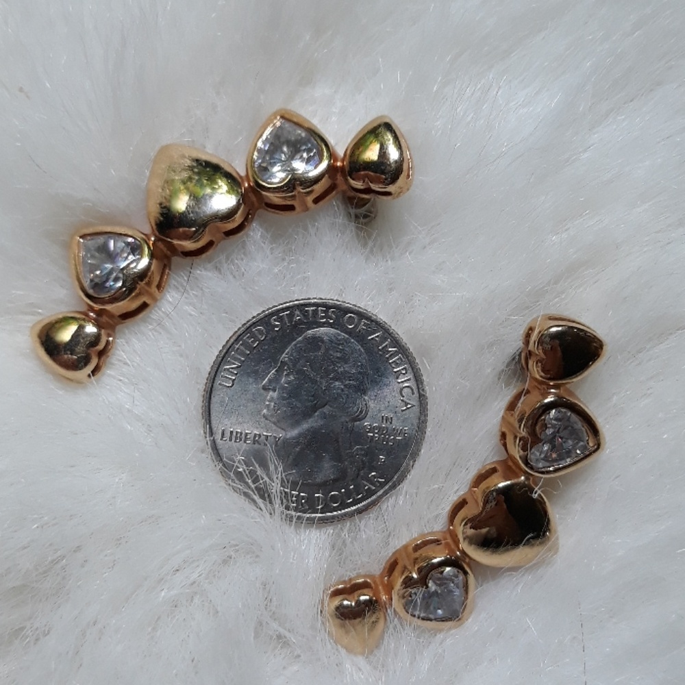 Vintage 90's HSN Curved Heart Earrings - Picture 3 of 4